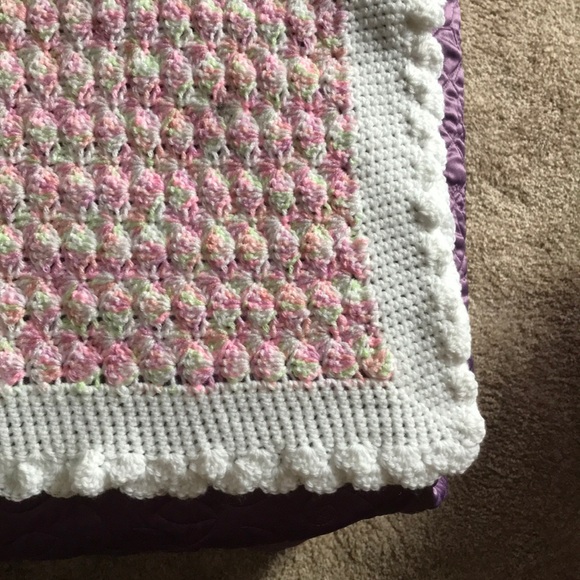 Handmade Crotchet Baby Blanket - Picture 4 of 4